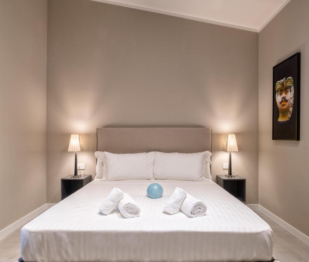 Momento-Teatro Greco Hotel Syracuse ภายนอก รูปภาพ
